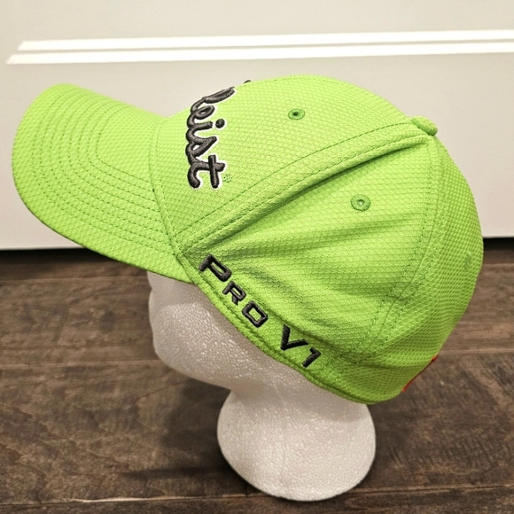 Titleist Lime Green Pro V1 Golf Hat Sz Sm/Md - Picture 9 of 9